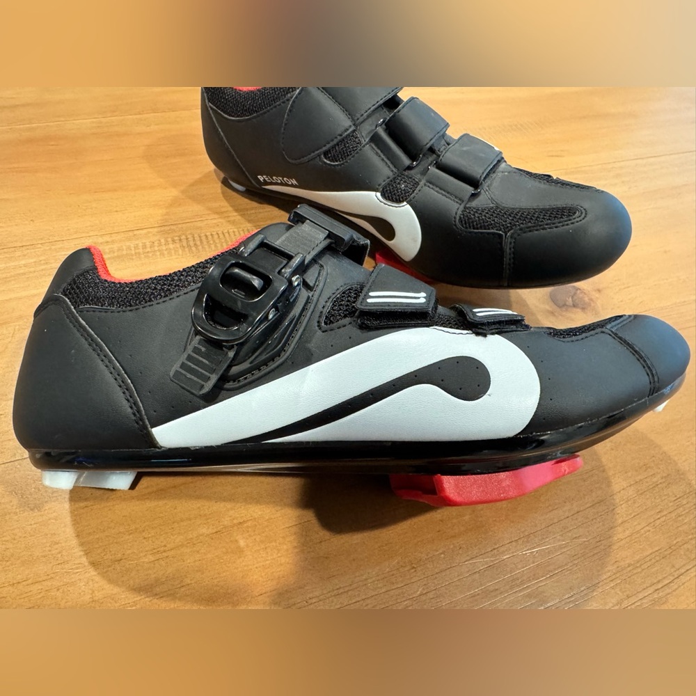 Peloton Original cycling shoes